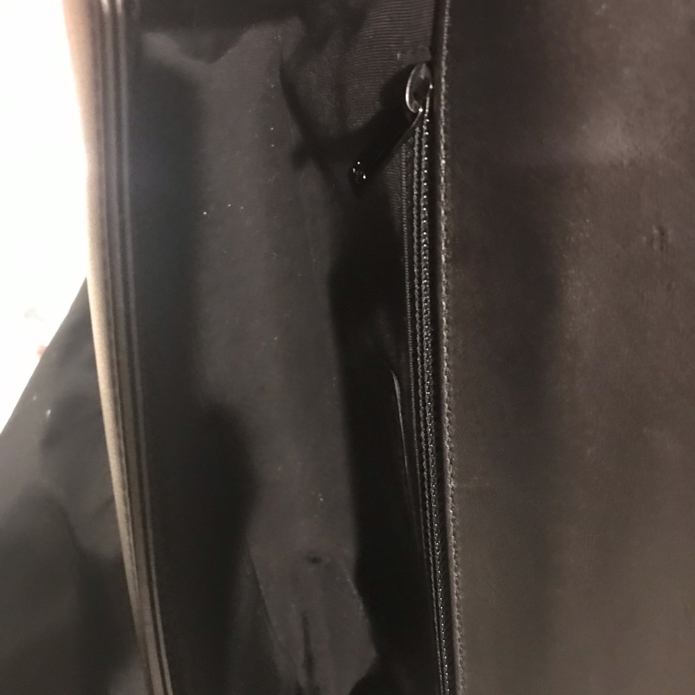 Additional photos. Chanel So Black Boy Bag. - Picture 3 of 8